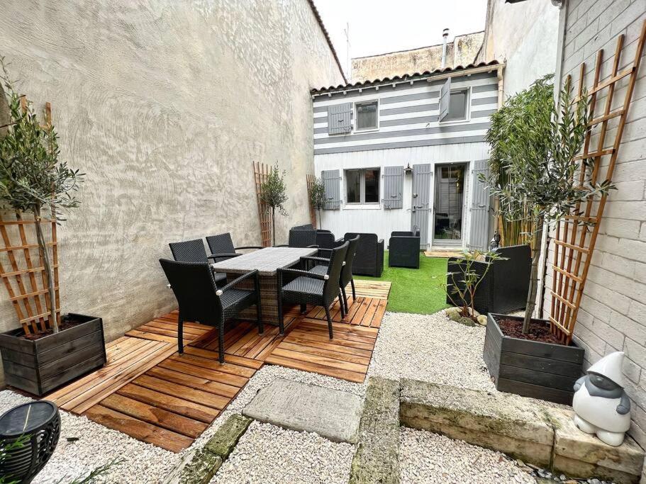 L'Escale Avec Jardin - Coeur De Ville La Rochelle  Luaran gambar
